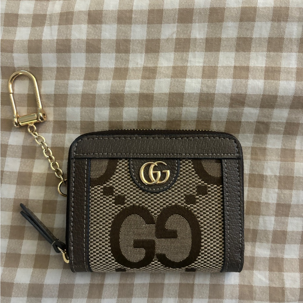 Wallet with keychain